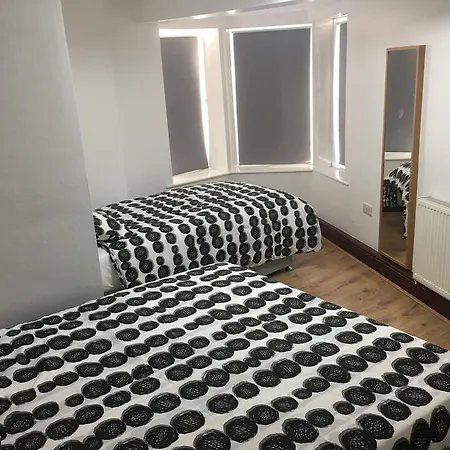 Next Headingley Apartment *